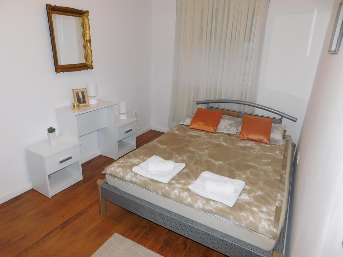 Apartman Ana Zupanja Εξωτερικό φωτογραφία