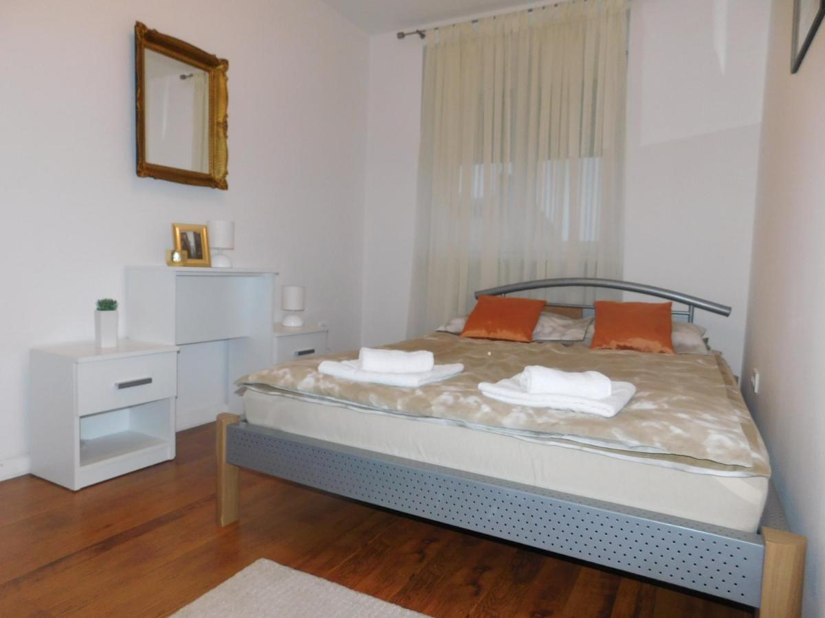 Apartman Ana Zupanja Εξωτερικό φωτογραφία