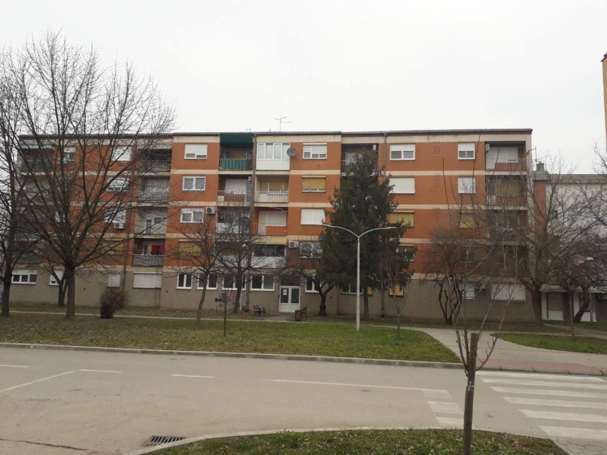 Apartman Ana Zupanja Εξωτερικό φωτογραφία